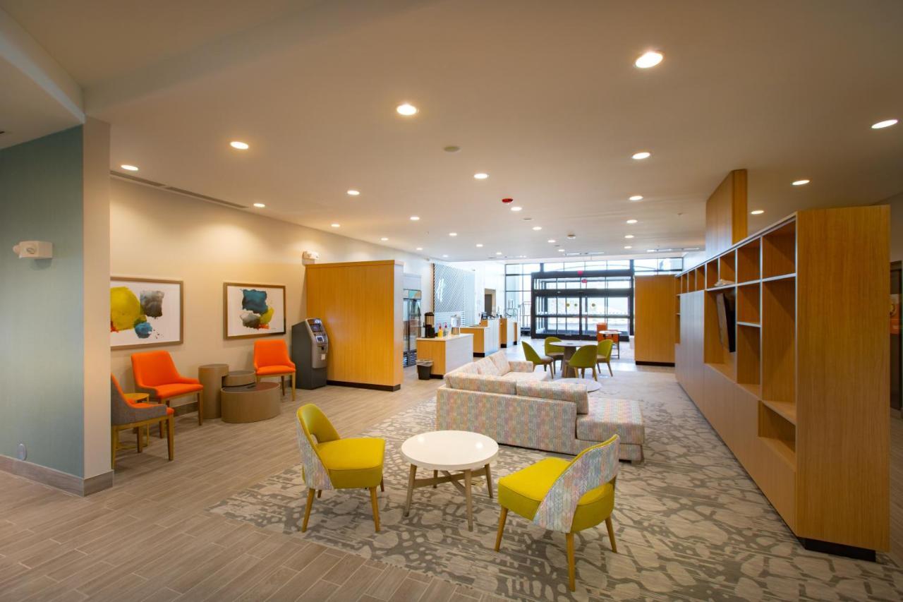Holiday Inn - Kansas City - Northeast By Ihg Buitenkant foto